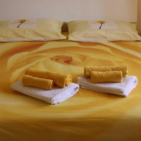 House Of Colours - Relax, Arte E Confort Per Coppie, Famiglie E Gruppi Hébergement de vacances Alghero
