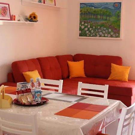 House Of Colours - Relax, Arte E Confort Per Coppie, Famiglie E Gruppi Hébergement de vacances *