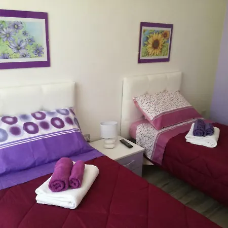 House Of Colours - Relax, Arte E Confort Per Coppie, Famiglie E Gruppi *