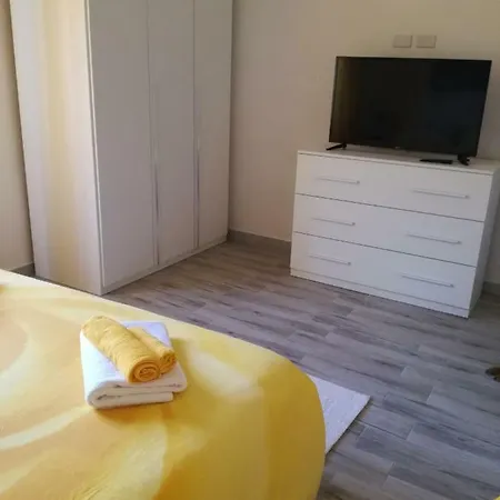 House Of Colours - Relax, Arte E Confort Per Coppie, Famiglie E Gruppi Alghero