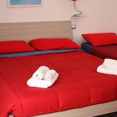 House Of Colours - Relax, Arte E Confort Per Coppie, Famiglie E Gruppi * 알게로