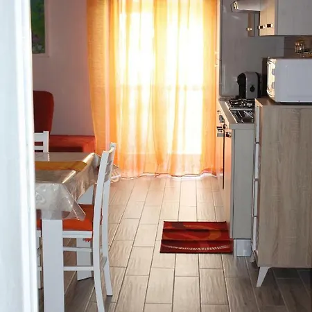 House Of Colours - Relax, Arte E Confort Per Coppie, Famiglie E Gruppi 펜션