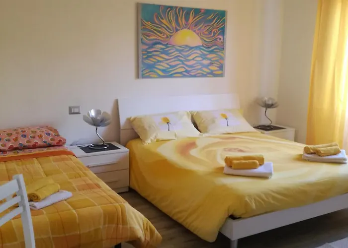 House Of Colours - Relax, Arte E Confort Per Coppie, Famiglie E Gruppi Альгеро