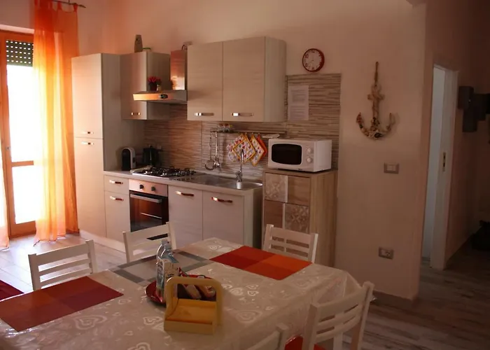 House Of Colours - Relax, Arte E Confort Per Coppie, Famiglie E Gruppi Дом отдыха *